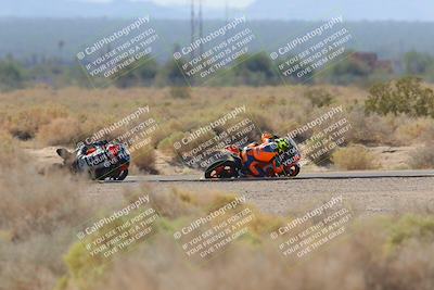 media/Oct-08-2023-CVMA (Sun) [[dbfe88ae3c]]/Race 11 500 Supersport-350 Supersport/